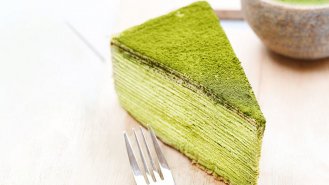 Palačinkový Matcha dort