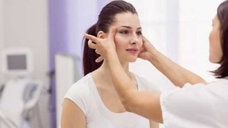 Malý průvodce estetickou medicínou. Vybíráme lékaře (1)