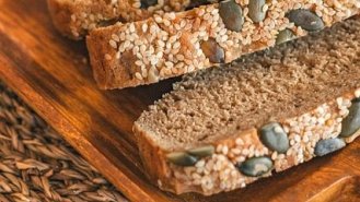 Celozrnný žitný chléb