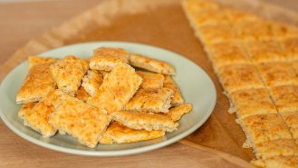 Sýrovo-tvarohové krekry