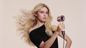 Dokonalý společník pro krásné vlasy na cestách