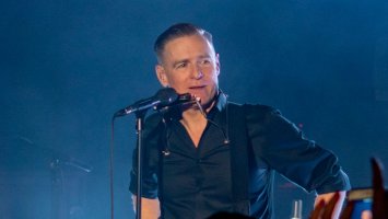 8 obrazů ze života Bryana Adamse (59)
