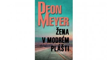 Žena v modrém plášti