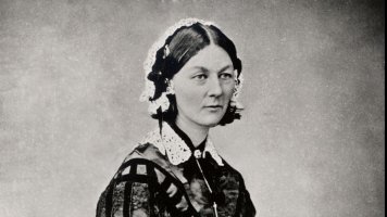 Florence Nightingale (†90): „Dáma s lampou“, která položila základy moderního ošetřovatelství
