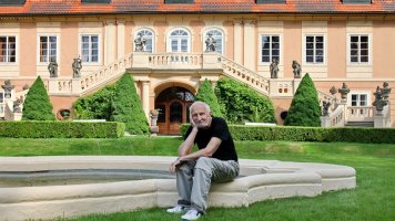 Václav Větvička: „S oblibou parafrázuji Coco Chanell: Není ošklivých zámeckých parků.“