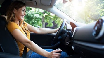 Ženy chtějí jezdit, ne se o auto starat
