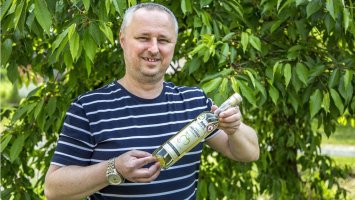 Zdeněk Krňávek: „Vlastní palírna byl splněný sen. Každá láhev je unikát!“