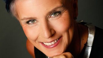 Proč nepomohou antibiotika na virovou infekci v krku?