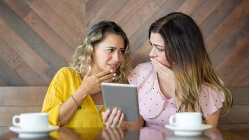 Marcela (43): Manžel má profil na seznamce!