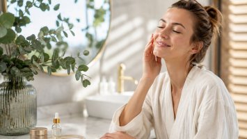 Proč dermatologové sází na kombinaci více účinných složek?