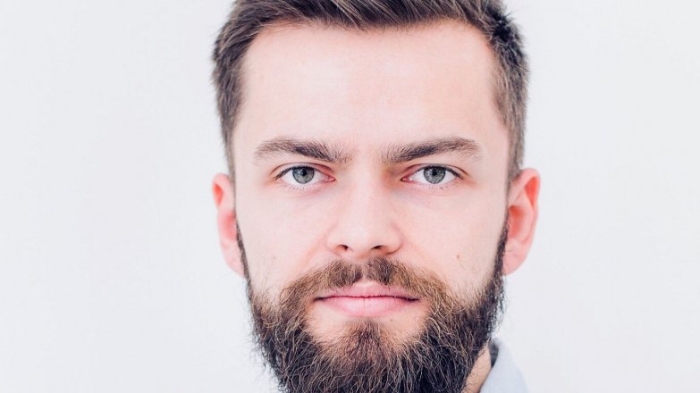 Mám velmi citlivé zuby a často mě bolí, když piji příliš studené. Jak to mohu zmírnit?