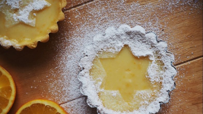 Tartaletky bez lepku s pomerančovou náplní