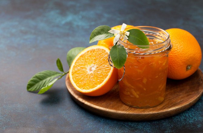 Pomerančová marmeláda s kapkou rumu