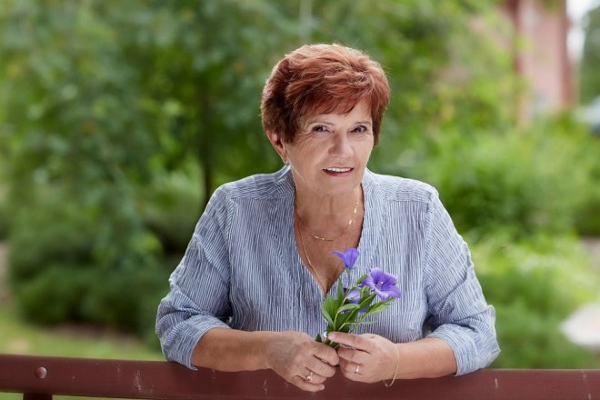 Žena, která sází stromy a žije svůj sen
