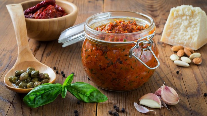 Domácí rajčatové pesto
