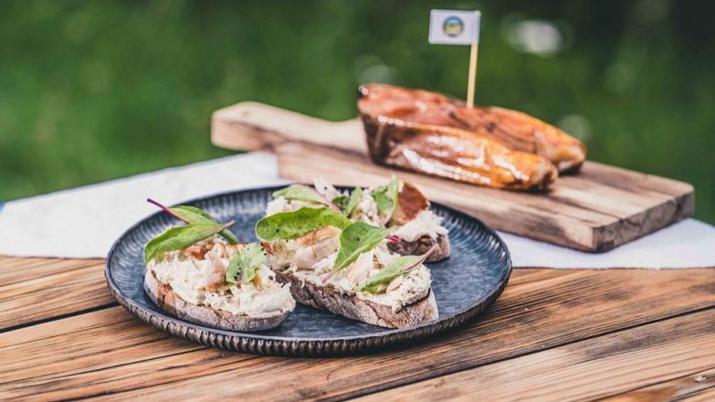 Pomazánka z uzeného tolstolobika