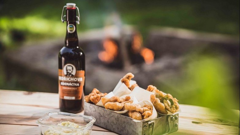 Smažený kapr v pivním těstíčku s majonézou z meduňky