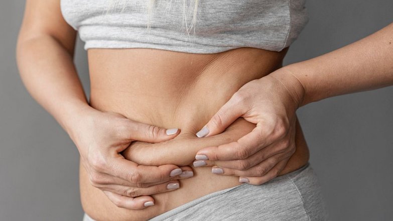 5 tipů pro ženy i muže v přechodu, jak účinně bojovat s „hormonálním“ bříškem