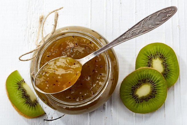 Marmeláda z mandarinek, kiwi a medu