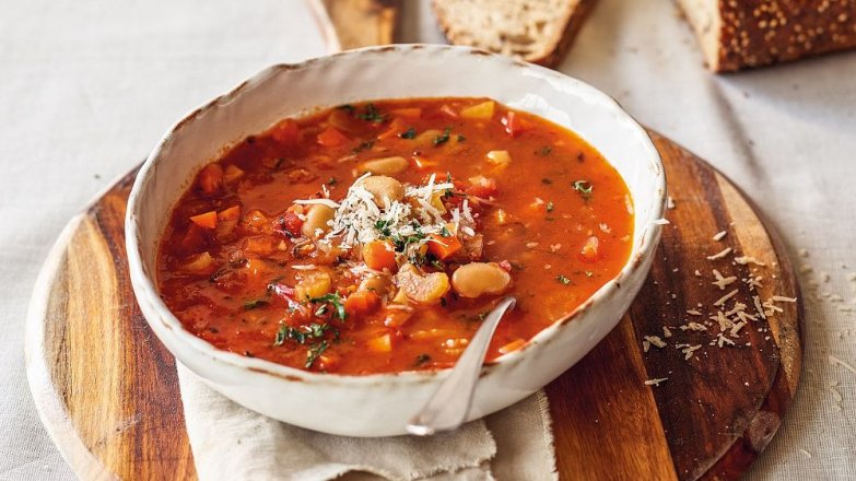 Zimní polévka minestrone
