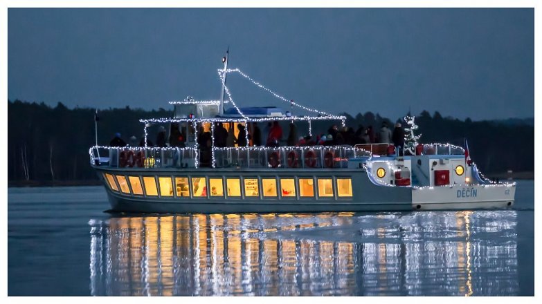 Advent na Máchově jezeře