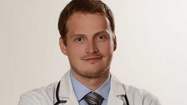 Muž ve službách zdraví a krásy