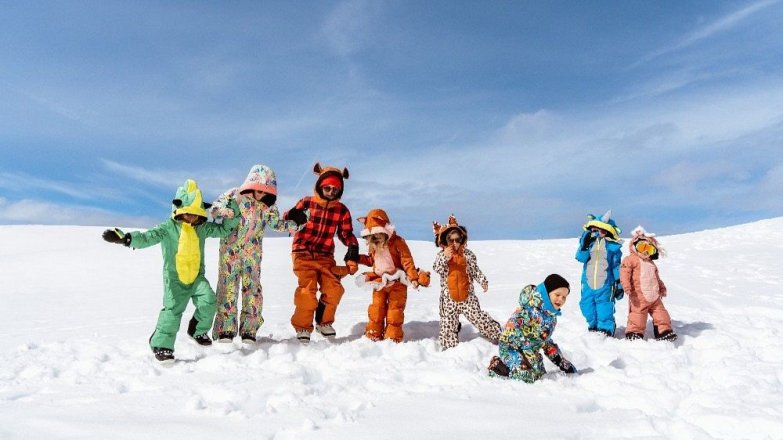 Zima plná dobrodružství v kombinézách, které si děti zamilují