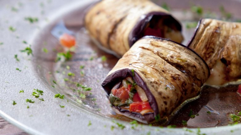 Lilkové závitky se sýrem provolone